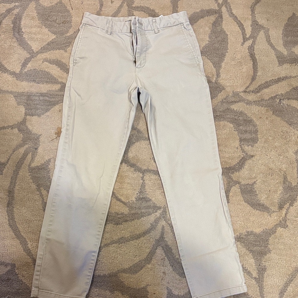 Men's Light Gray Chino Pants